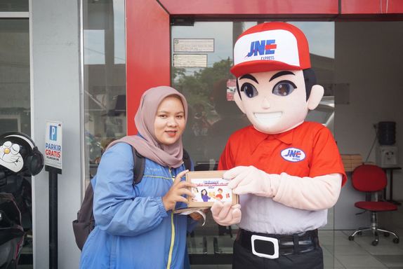 Bahagia Hari Pelanggan, JNE Berikan Promo Ongkir 50%