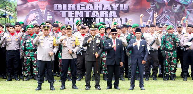 Plt. Bupati Simalungun Hadiri Upcara Peringatan HUT TNI Ke-79 Tahun 2024