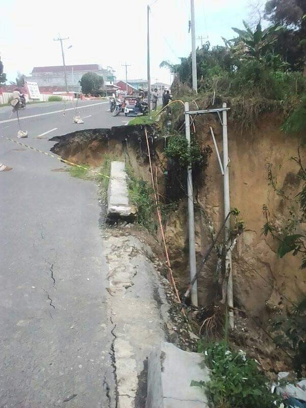 Longsor Jalan Nasional Sondi Raya Semakin Melebar