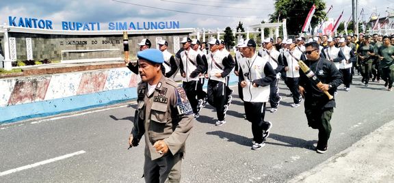 Kirab Api PON XXI Aceh-Sumut Tahun 2024 Tiba di Simalungun, Diarak Sejauh 1,5 Km