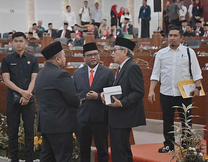 Wali Kota Padangsidimpuan Hadiri HUT Provsu Ke - 76 di Medan