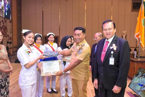 Hadiri Capping Day Medistra, Wabup Deli Serdang: Perawat dan Pemda Hakikat Pengabdian