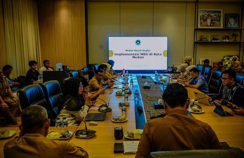 Rico Waas Dorong Penguatan Ekonomi Lokal melalui Program MBG