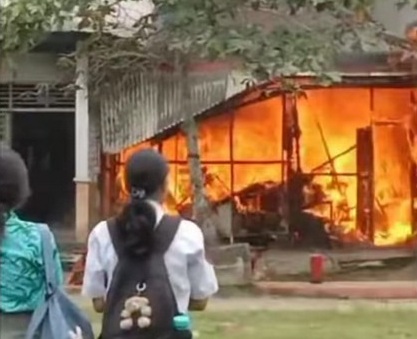 Gudang SMA Negeri 1 Pangkatan Terbakar