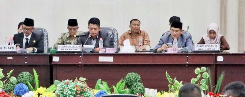 Rapat Paripurna DPRD Simalungun, Bupati Sampaikan Nota Pengantar LKPJ Tahun 2023