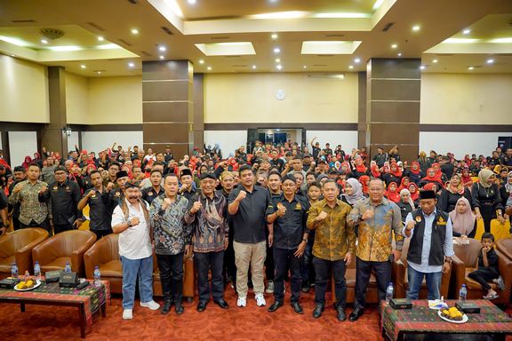 Hadiri Milad Pendawa, Bobby Nasution Disambut Antusias Pemuda Jawa