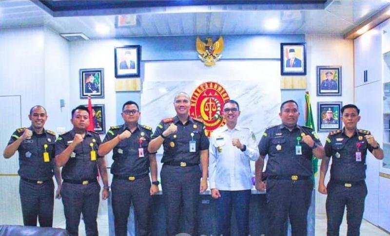 Pjs Bupati Sambangi Kantor Kejaksaan Negeri Labuhanbatu