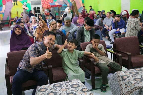Berbagi Kebahagian Ramadan, PLN Salurkan Bantuan Pendidikan