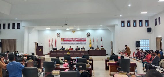 DPRD Samosir Gelar Paripurna, PAW Anggota DPRD 2019-2024