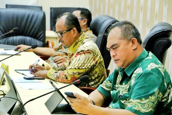 Plt Bupati Simalungun Hadiri Rakor dengan Tim Desk Koordinasi Pilkada Serentak dari Kemenko Polkam