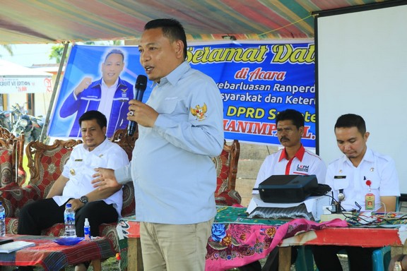 Gelar Pasar Murah, Bupati Samosir Apresiasi Anggota DPRD Sumut Tangkas Manimpan L Tobing