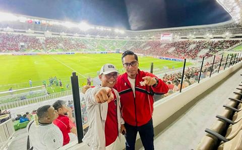 Saksikan Kemenangan 3-0 Timnas U-19, Kekompakan Rico Waas–Zakiyuddin Curi Perhatian di Stadion Utama