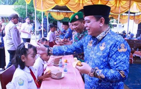 Dua Sekolah ini Menjadi Tempat Launching Gerakan Uji Coba Makanan Bergizi Sehat