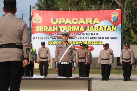 Kapolres Sergai Pimpin Sertijab Sejumlah Pejabat Utama dan Kapolsek