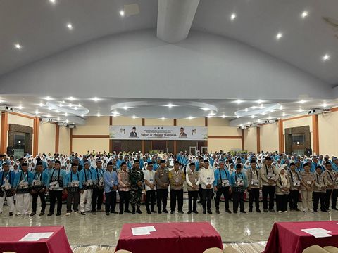 Kakanwil Kemenhaj Sumut Lepas 355 Jemaah Kloter 5 Embarkasi Medan