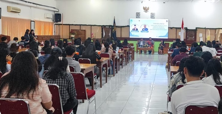 Dr. Timbul Sinaga Sosialisasikan Ranperda Perlindungan Konsumen di UHN, Target Sah Tahun Ini