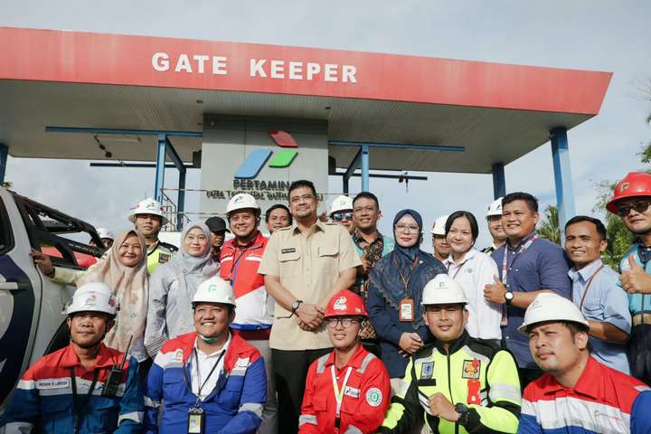 Tinjau Pertamina di Nias, Bobby Nasution Upayakan Pencegahan Kelangkaan BBM di Masa Nataru