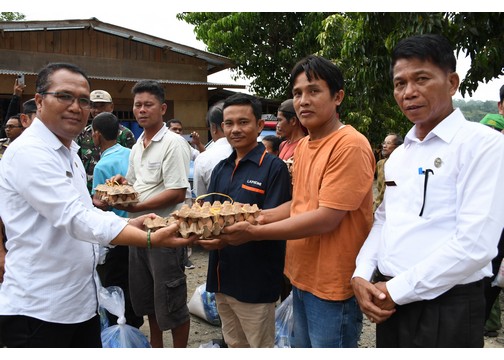 Pemkab Samosir Salurkan Bantuan kepada Korban Banjir Bandang Kenegerian Sihotang