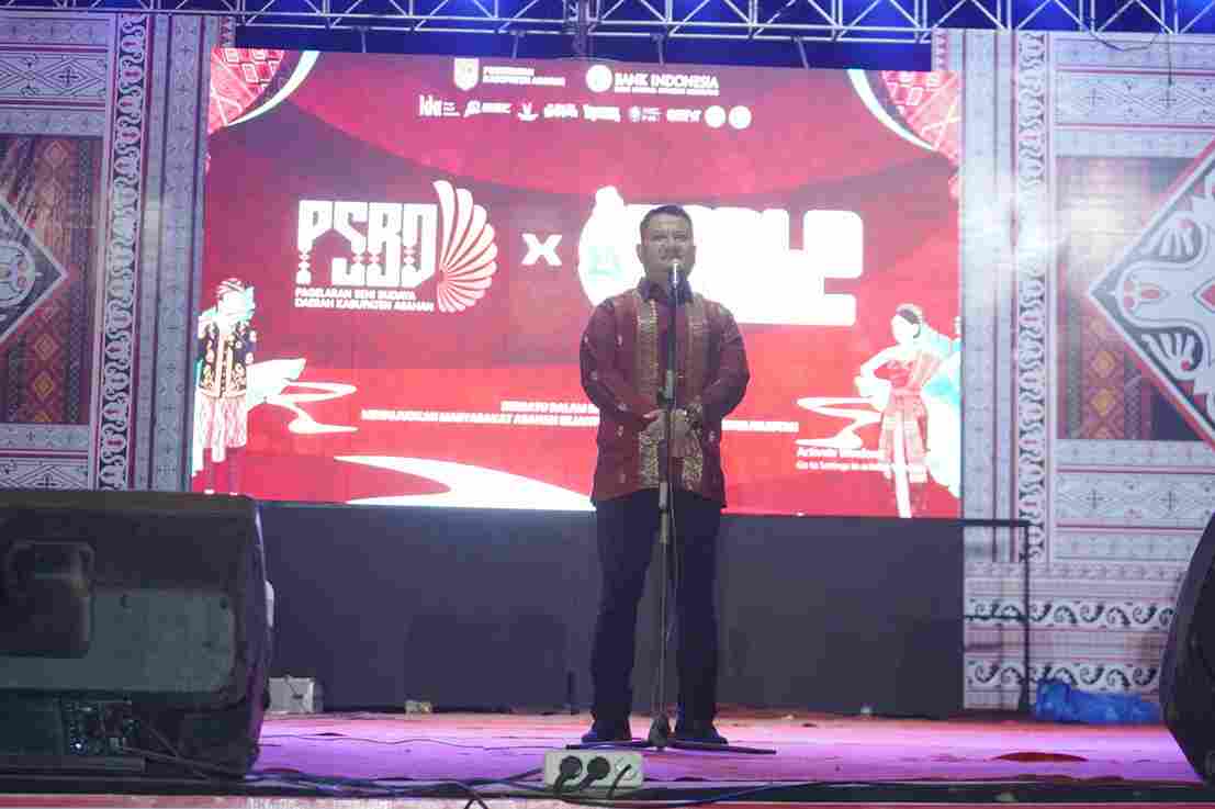 Wakil Bupati Asahan Saksikan Penampilan Seni Budaya Etnis Simalungun di PSBD ke-6