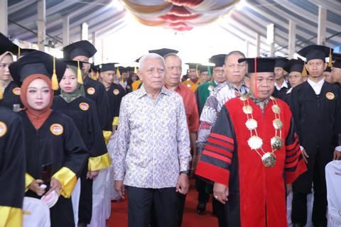 Wisuda Sarjana XXXIII/Magister IV Universitas Asahan